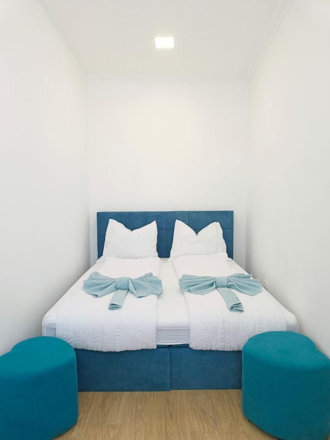 Ruyi Holiday -Csaladi Haz Sopron Exterior foto