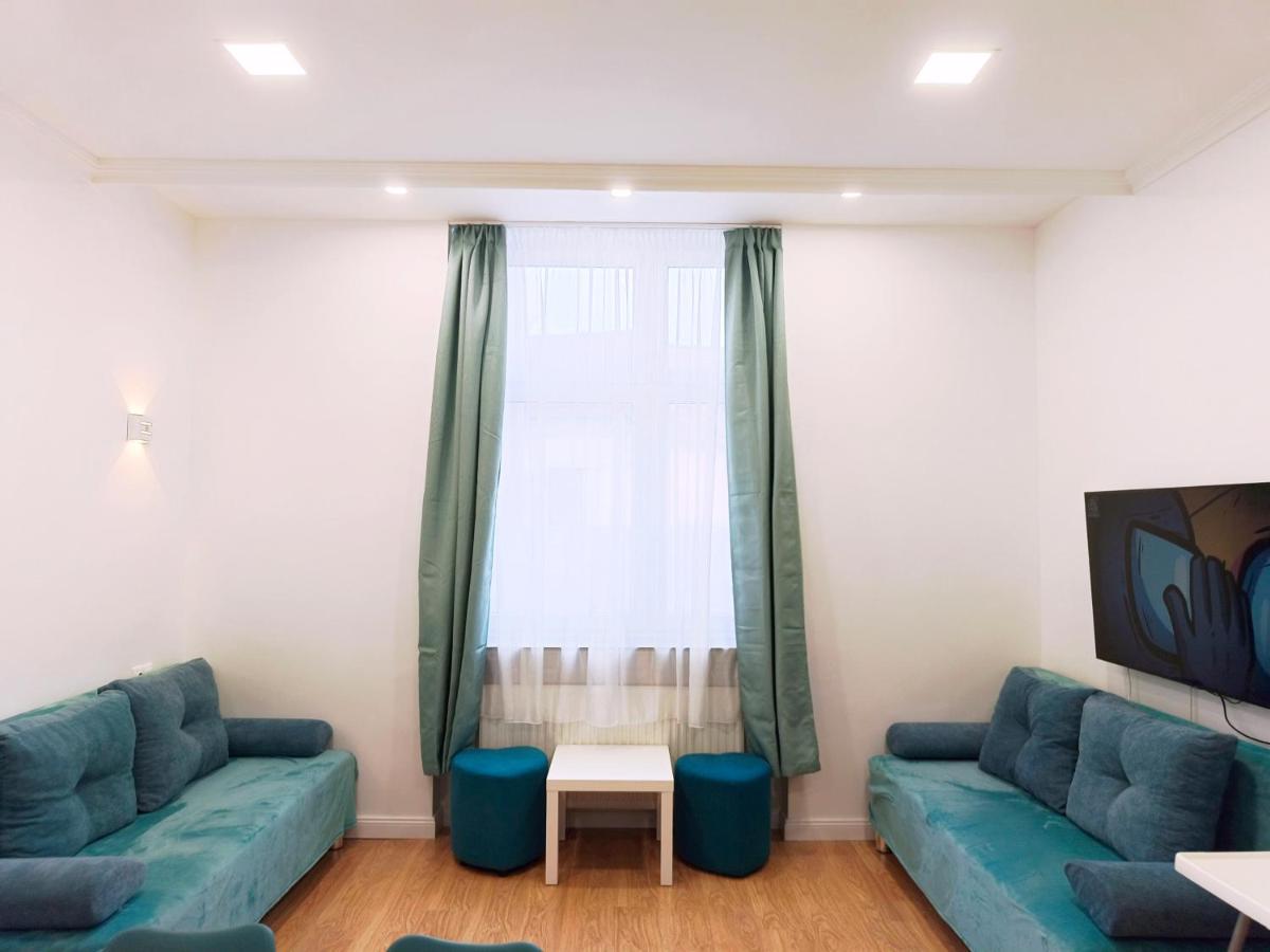 Ruyi Holiday -Csaladi Haz Sopron Exterior foto