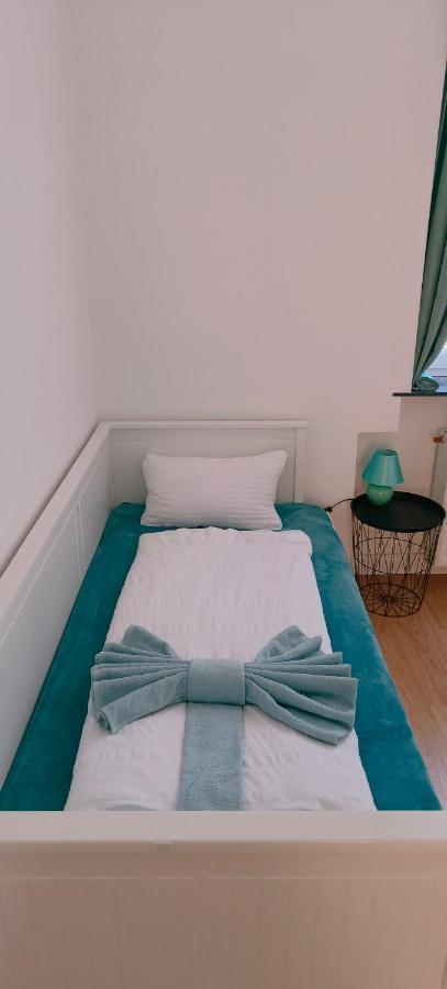 Ruyi Holiday -Csaladi Haz Sopron Exterior foto